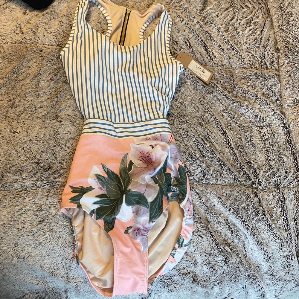 Albion Island Fever 1 piece Swimsuit XS